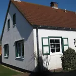 Haus Lotte Semesterbostad